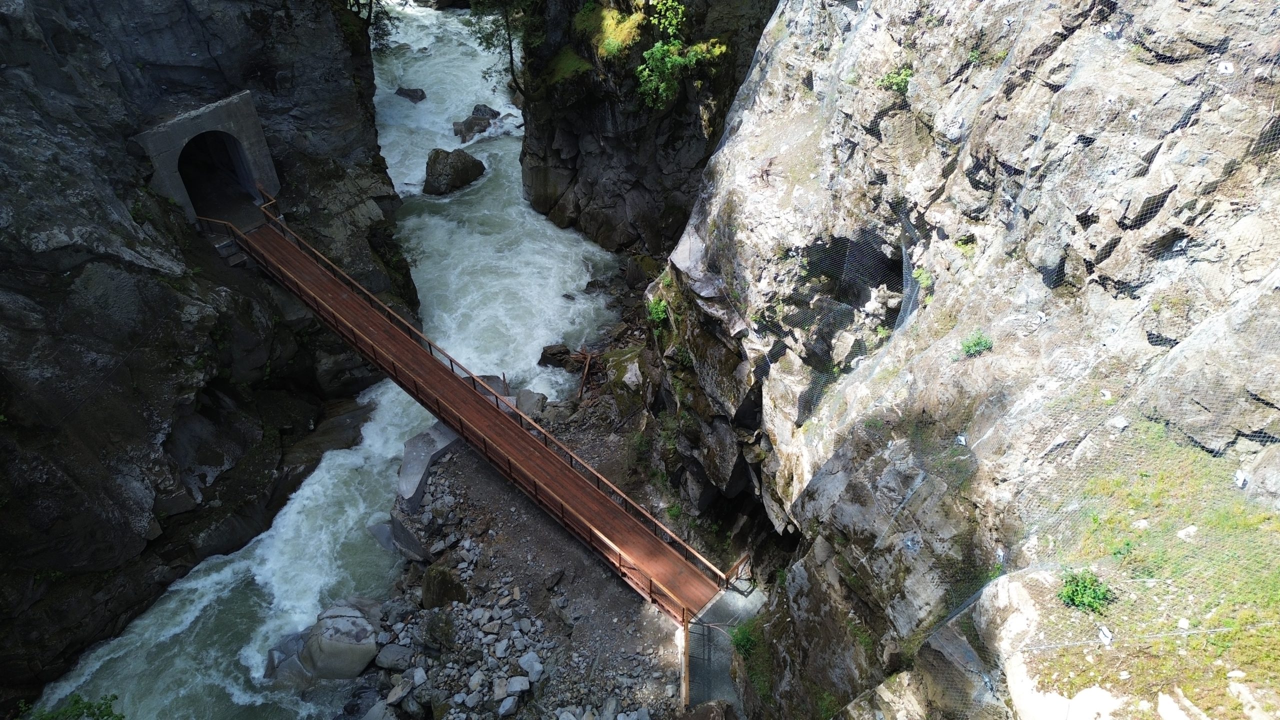 COQUIHALLA CANYON TRAIL