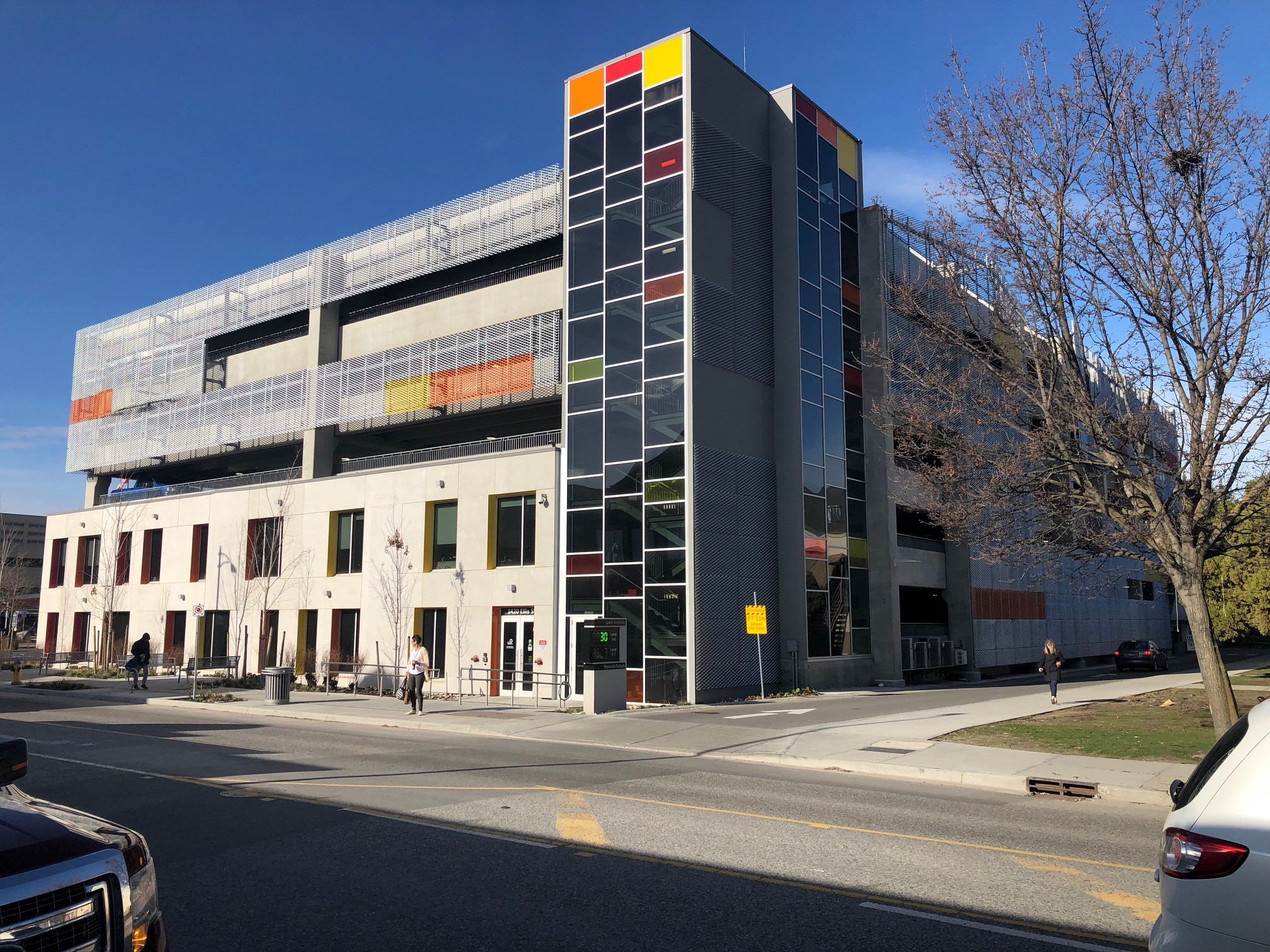 KELOWNA MEMORIAL PARKADE